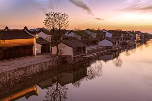 人民日報中央廚房:特色小鎮不是房地產